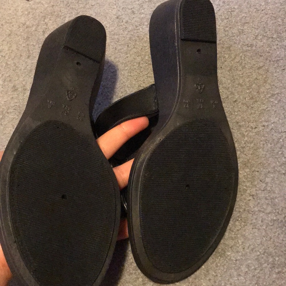 Brand new Pretty shoes - Picture 2 of 3